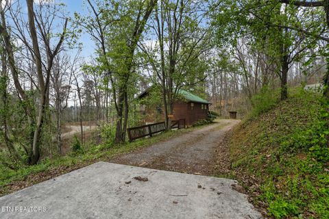 Tiny photo for 1930 Regans Ridge Way, Sevierville, TN 37876 (MLS # 1335950)