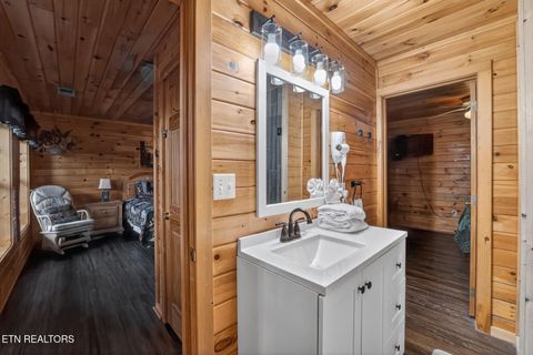 Tiny photo for 1930 Regans Ridge Way, Sevierville, TN 37876 (MLS # 1335950)