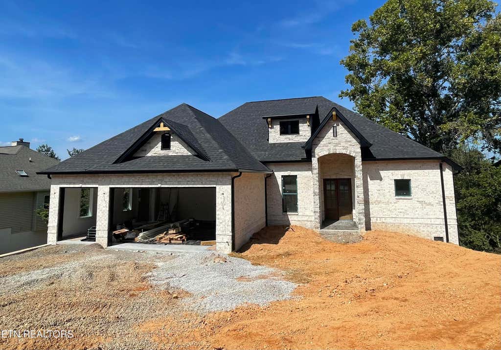Photo of 261 Ootsima Way Way, Loudon, TN 37774 (MLS # 1352982)