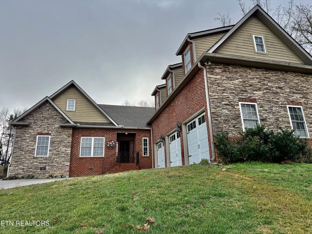 Photo of 6708 Worthington, Knoxville, TN 37918 (MLS # 1332116)
