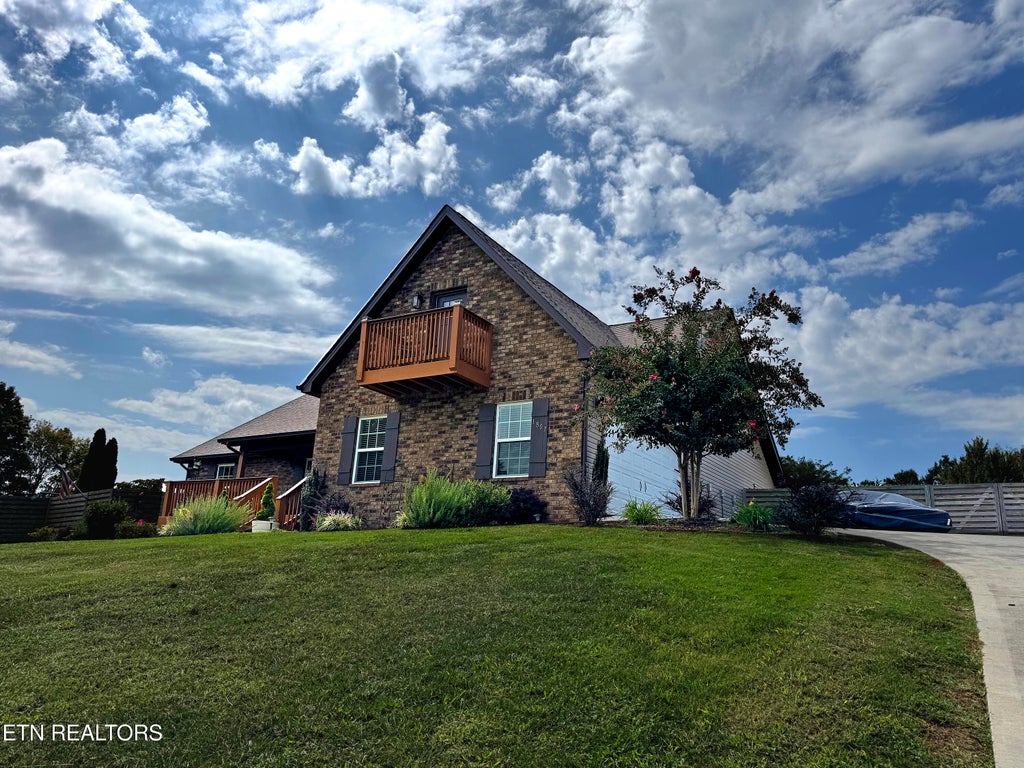 Photo of 1807 Grey Ridge Rd, Maryville, TN 37801 (MLS # 1354825)
