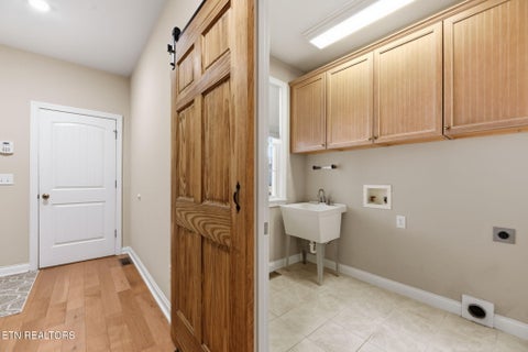 Tiny photo for 135 W Northberry St, Oak Ridge, TN 37830 (MLS # 1350205)