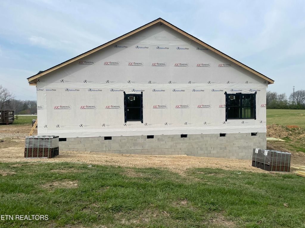 Photo of 5815 Caldwell Rd, Loudon, TN 37774 (MLS # 1327420)