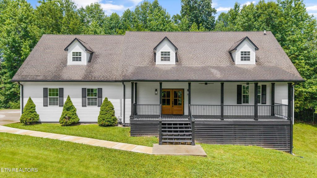 Photo of 118 Jones Rd, Harriman, TN 37748 (MLS # 1306954)