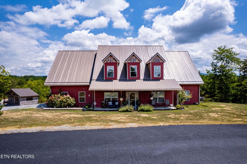 Photo of 1842 Chapel Rd, Sevierville, TN 37876 (MLS # 1311009)