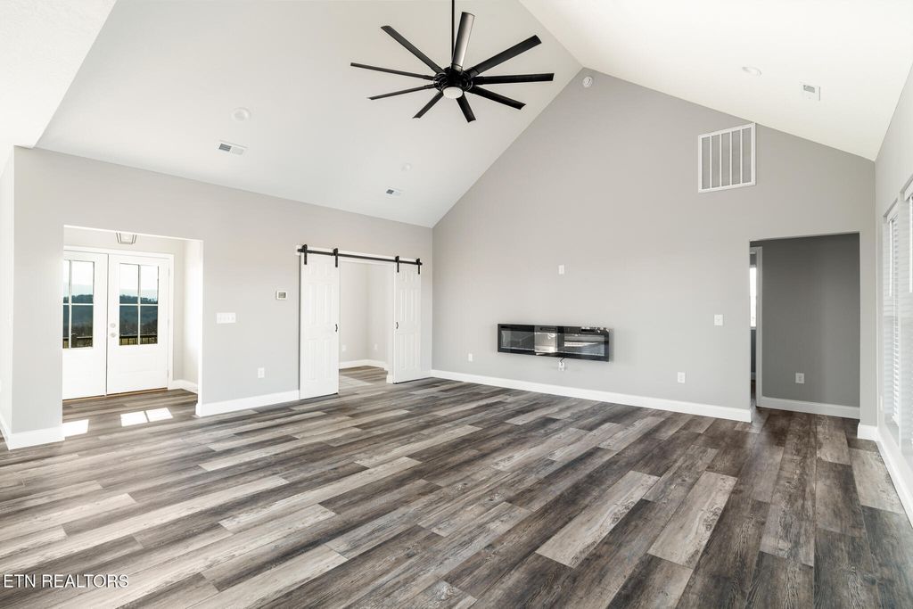 Photo of 1340 Jim Fain Rd, Sevierville, TN 37876 (MLS # 1327430)