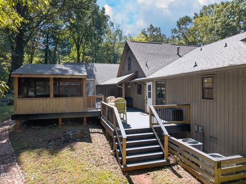Tiny photo for 4434 Oakhurst Drive, Louisville, TN 37777 (MLS # 1355750)