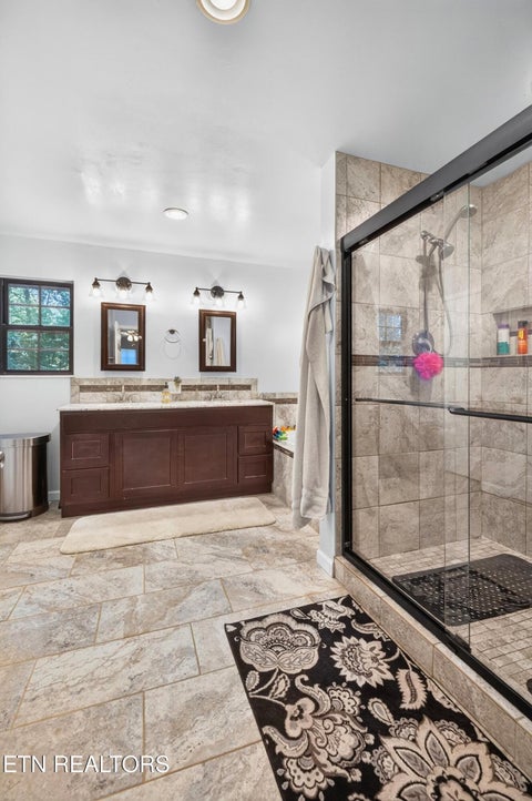 Tiny photo for 4434 Oakhurst Drive, Louisville, TN 37777 (MLS # 1355750)