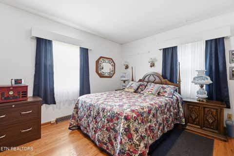 Tiny photo for 311 Woodhaven Lane, Clinton, TN 37716 (MLS # 1340014)