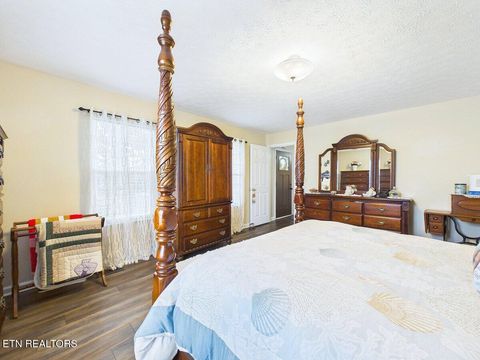 Tiny photo for 128 County Road 101, Riceville, TN 37370 (MLS # 1341354)