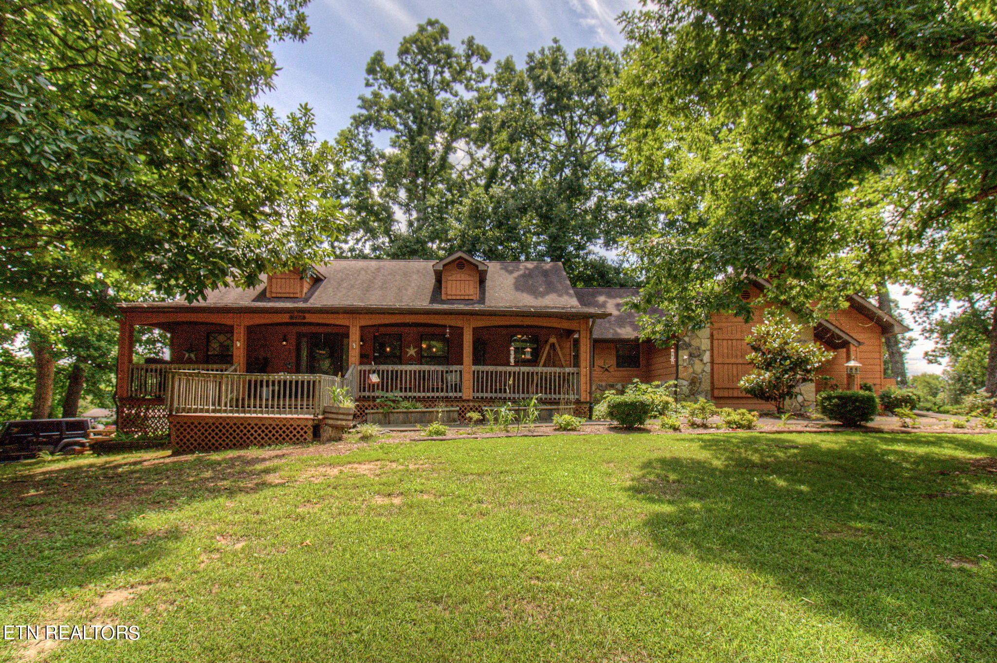 View Sevierville, TN 37876 house