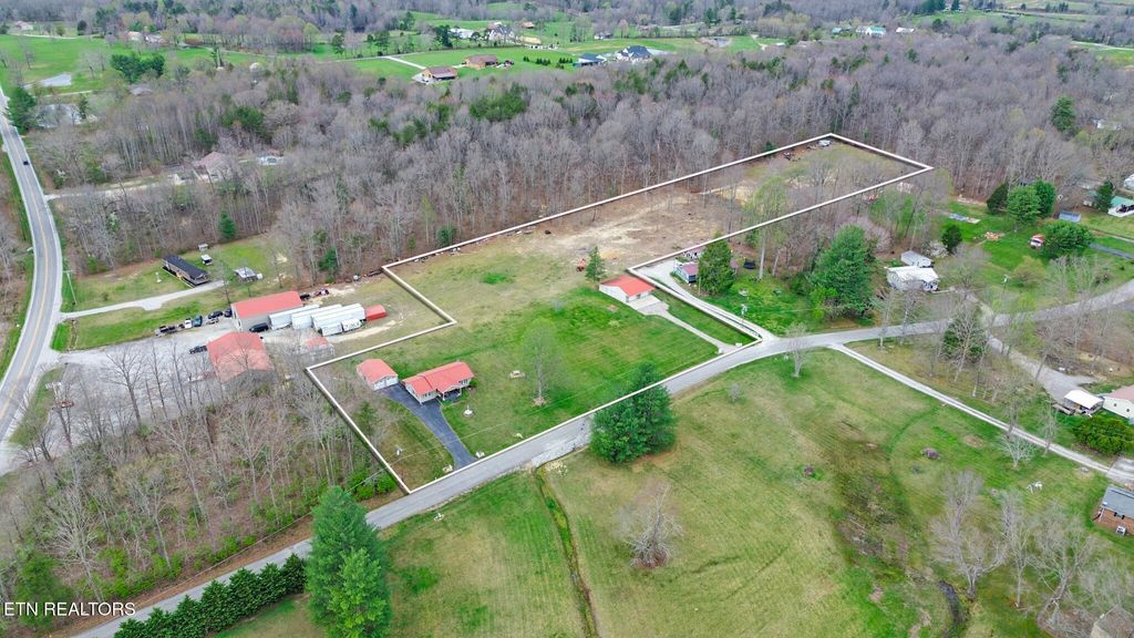 Photo of 925 Unity Church Rd, Jamestown, TN 38556 (MLS # 1334972)