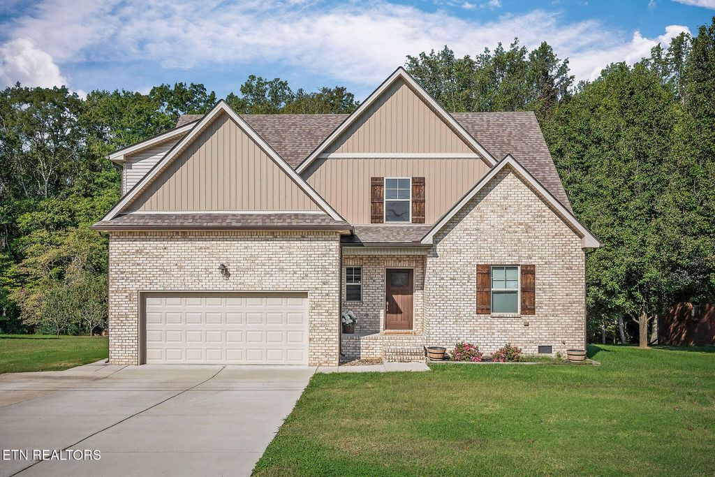 Photo of 158 Briarwood Lane, Smithville, TN 37166 (MLS # 1333905)