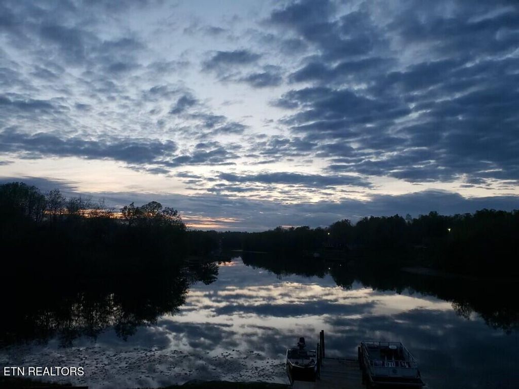 Photo of 130 Mena Lane, Crossville, TN 38572 (MLS # 1308564)