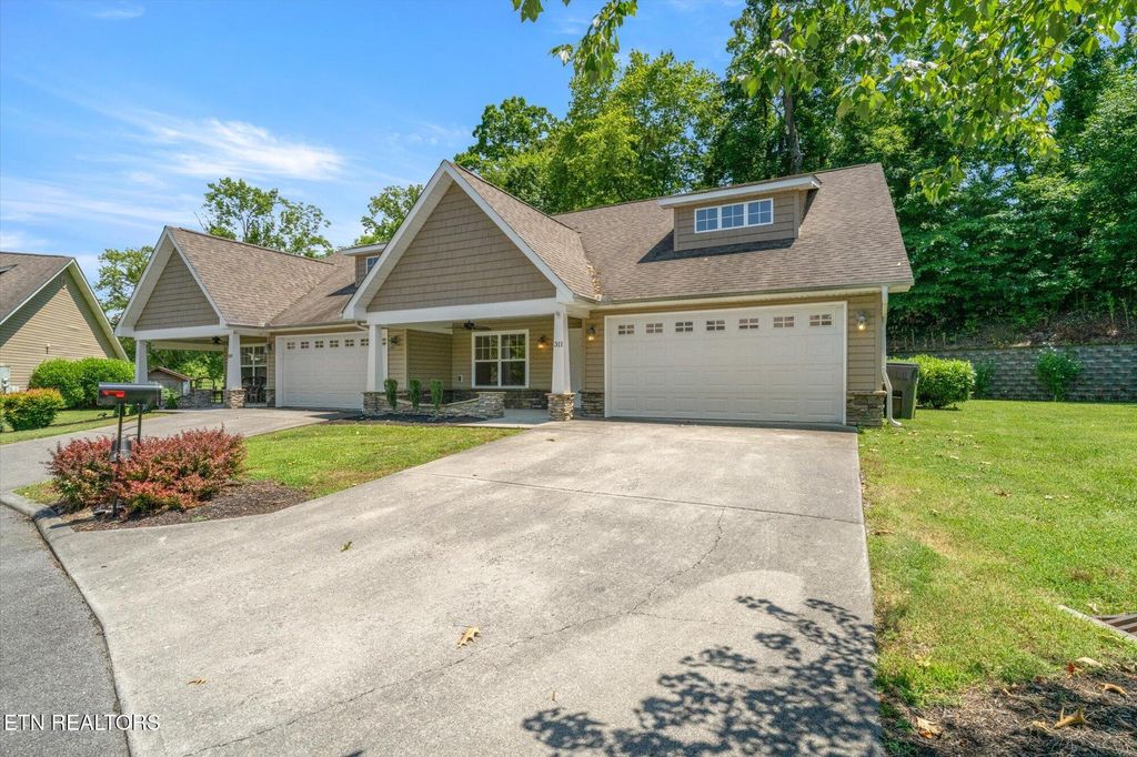 Photo of 311 Meriwether Way, Pigeon Forge, TN 37863 (MLS # 1306890)