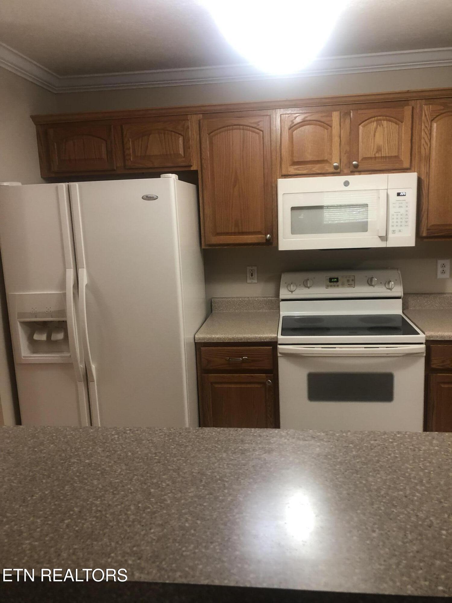 13 Ridgeway Rd 2-G