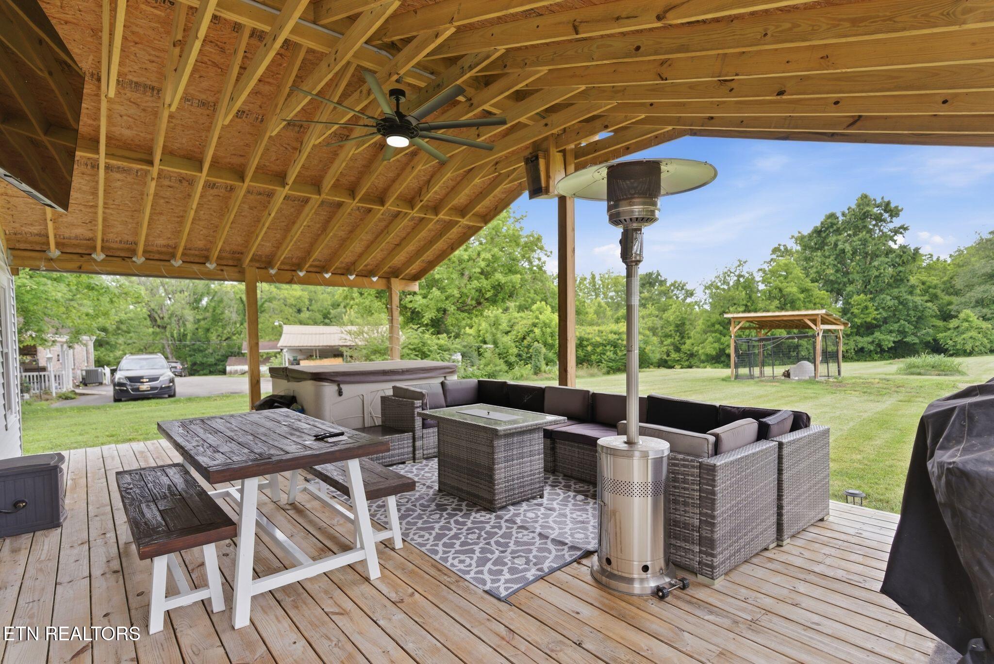 9207 Strawberry Plains Pike