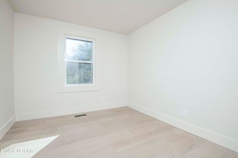 Tiny photo for 6223 Babelay Rd, Knoxville, TN 37924 (MLS # 1324701)