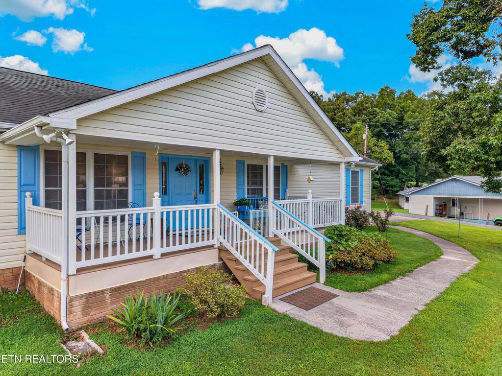 Photo of 1601 Northern Ridge Rd, Bybee, TN 37713 (MLS # 1349548)