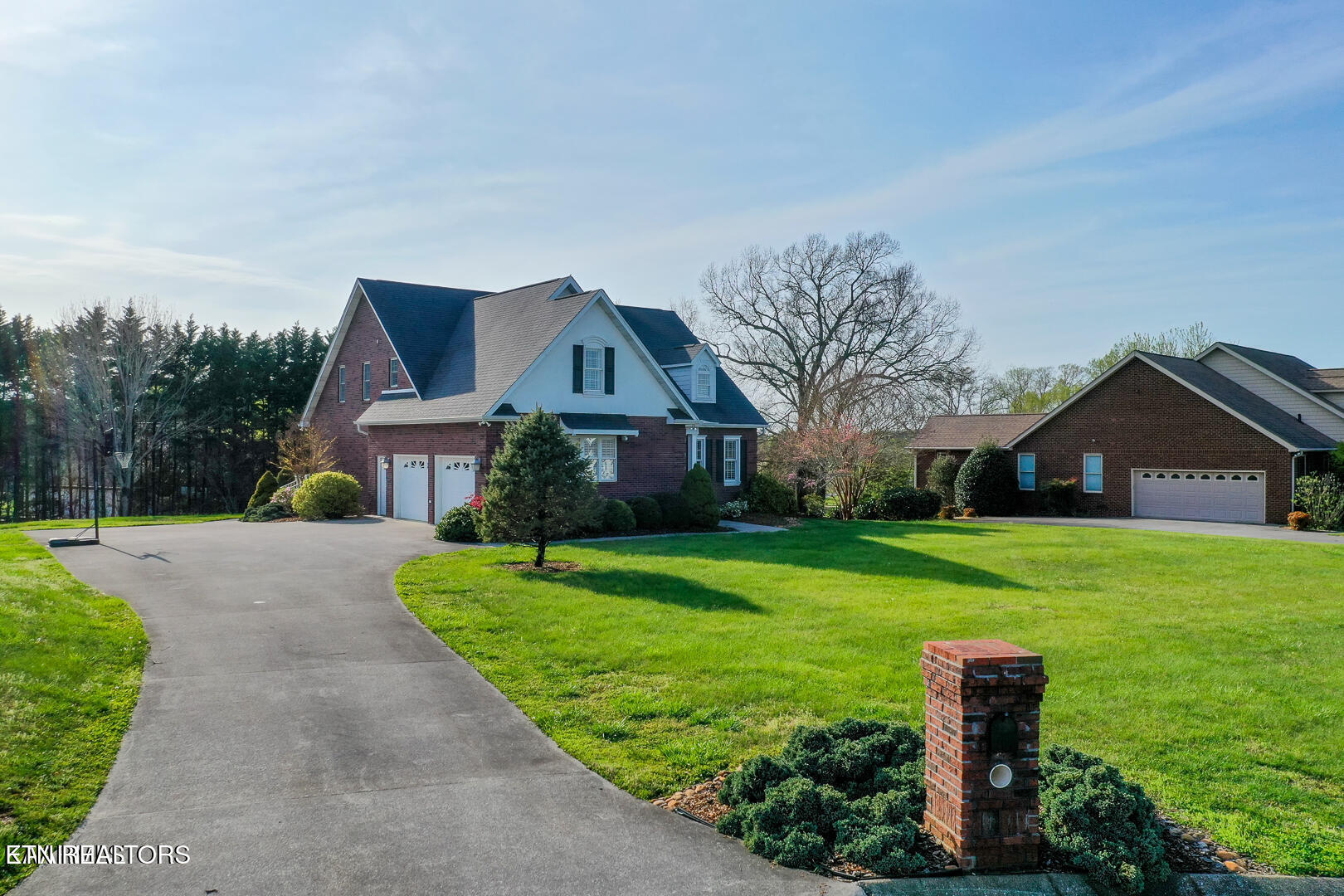 3813 Crescent Ridge Court