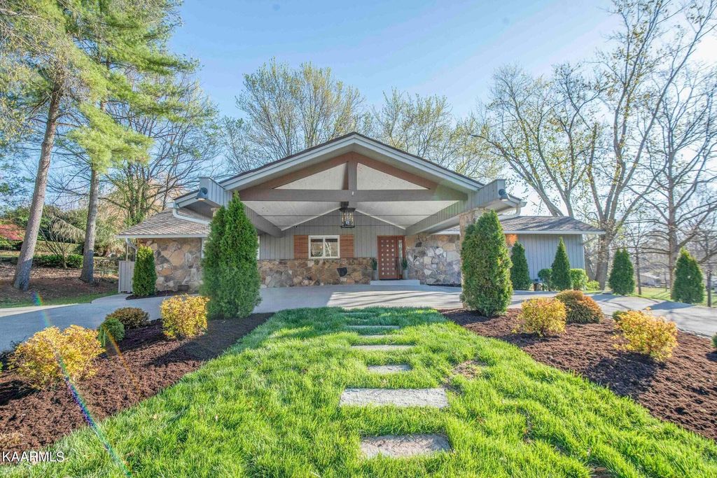 Photo of 206 Saint Andrews Drive, Farragut, TN 37934 (MLS # 1229531)