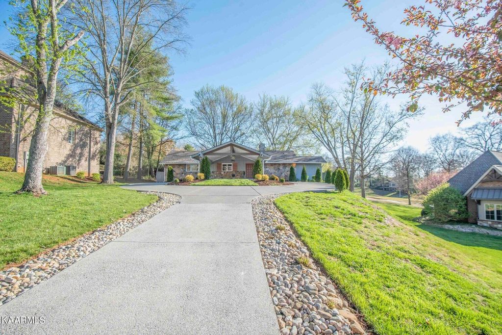 Photo of 206 Saint Andrews Drive, Farragut, TN 37934 (MLS # 1229531)