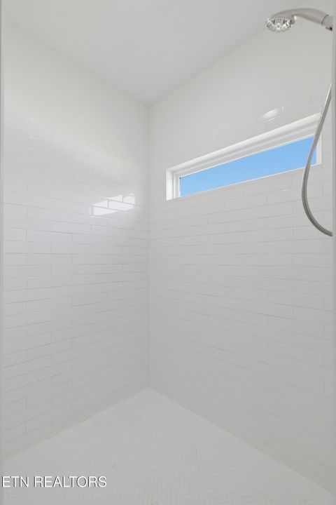 Tiny photo for 108 Wind Chase Way, Madisonville, TN 37354 (MLS # 1338109)