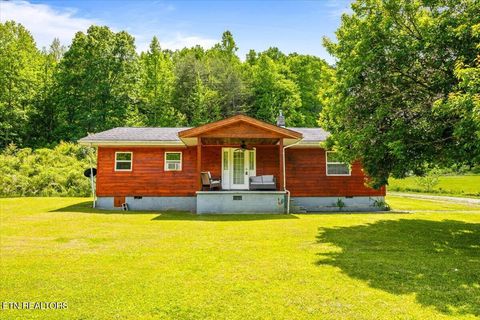 4662 Baker Hwy Huntsville TN 37756