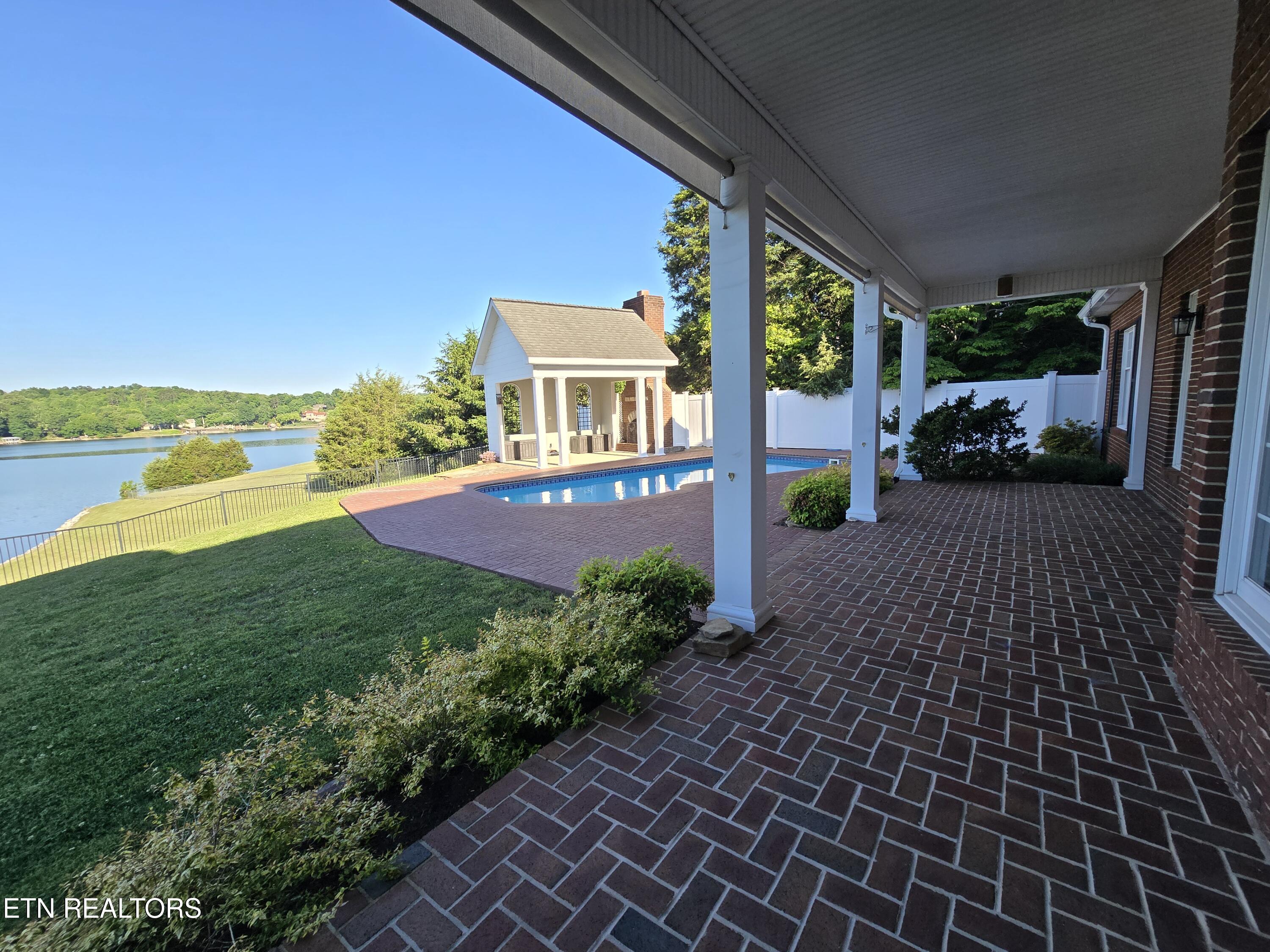 903 Frontier Circle