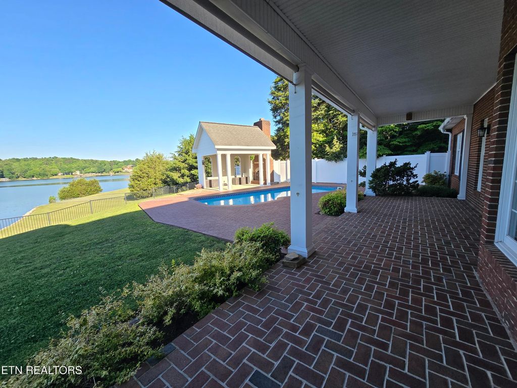 Photo of 903 Frontier Circle, Friendsville, TN 37737 (MLS # 1339438)