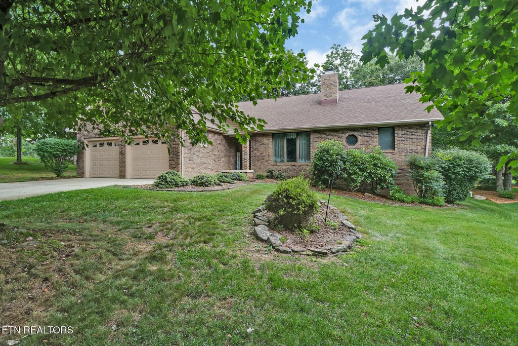 Photo of 44 Walden Ridge Terrace, Crossville, TN 38558 (MLS # 1308320)