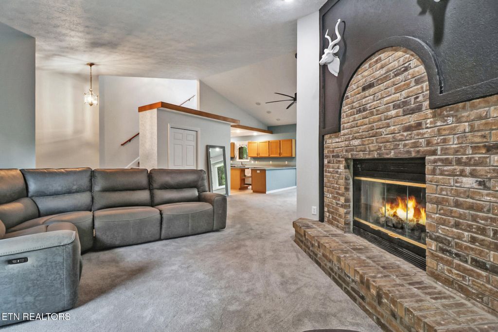 Photo of 44 Walden Ridge Terrace, Crossville, TN 38558 (MLS # 1308320)