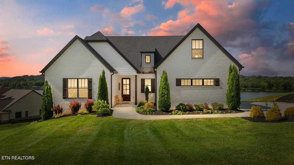 Photo of 560 Silent River Lane, Loudon, TN 37774 (MLS # 1307809)