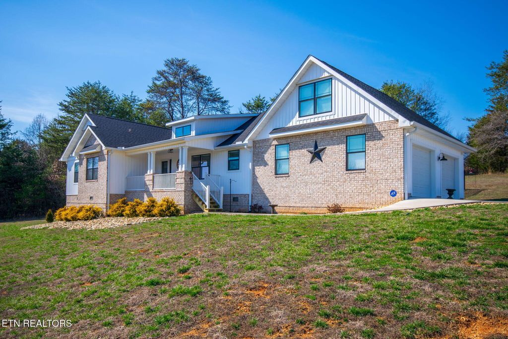 Photo of 545 Corntassel Rd, Vonore, TN 37885 (MLS # 1290407)