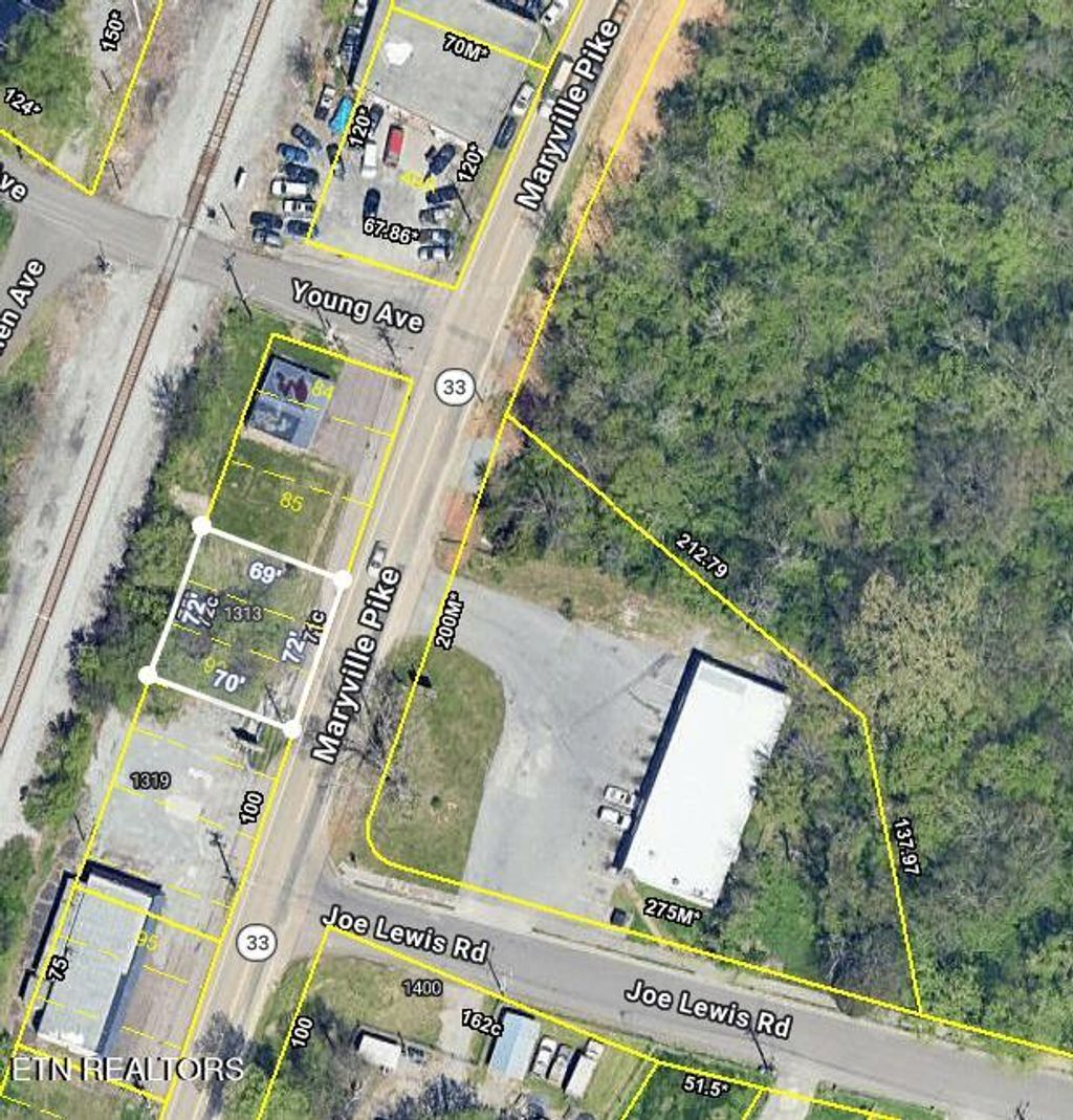 Photo of 1313 Maryville Pike, Knoxville, TN 37920 (MLS # 1332448)