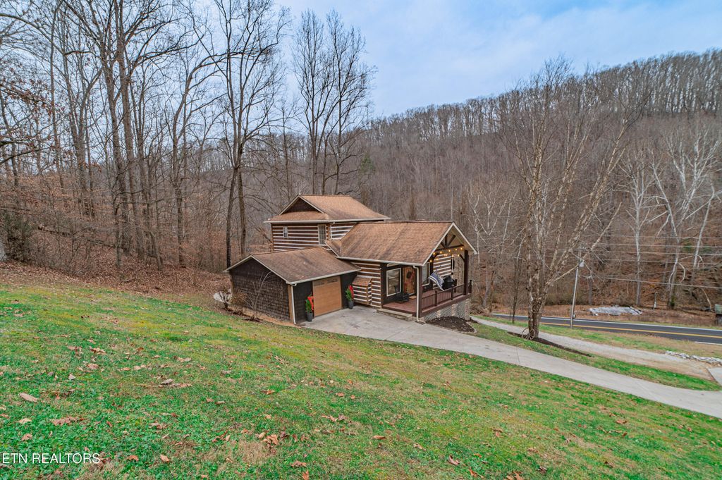 Photo of 1736 Demory Rd, LaFollette, TN 37766 (MLS # 1324104)