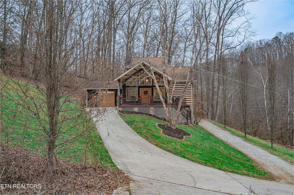 Photo of 1736 Demory Rd, LaFollette, TN 37766 (MLS # 1324104)