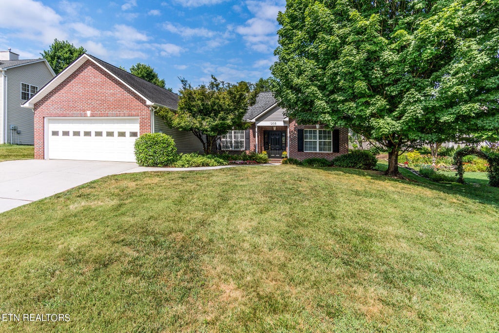 Photo of 1205 Walnut Branch Lane, Knoxville, TN 37922 (MLS # 1269248)