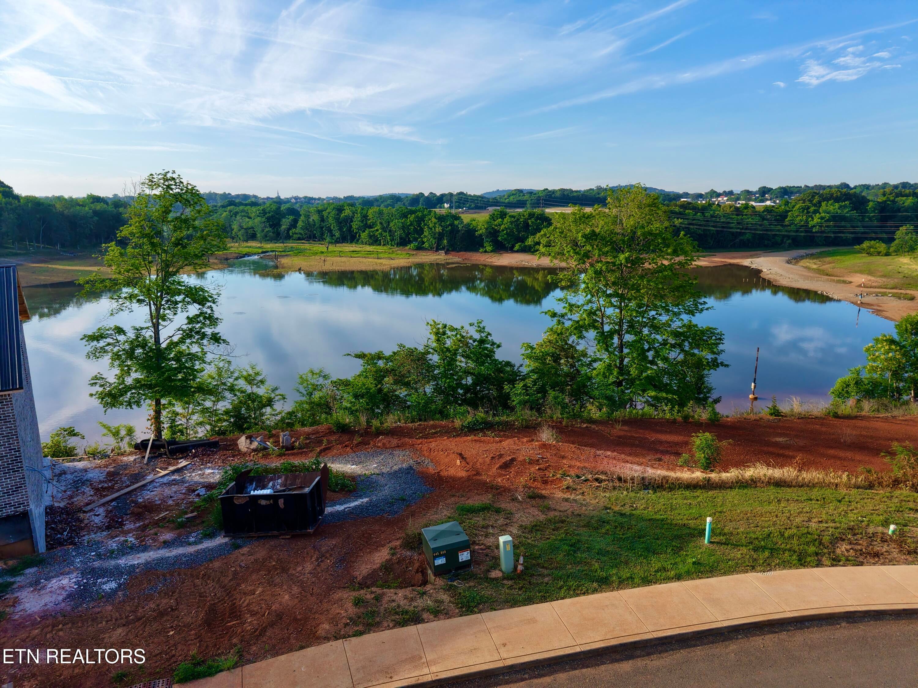 171 Lakeshore Bay Drive