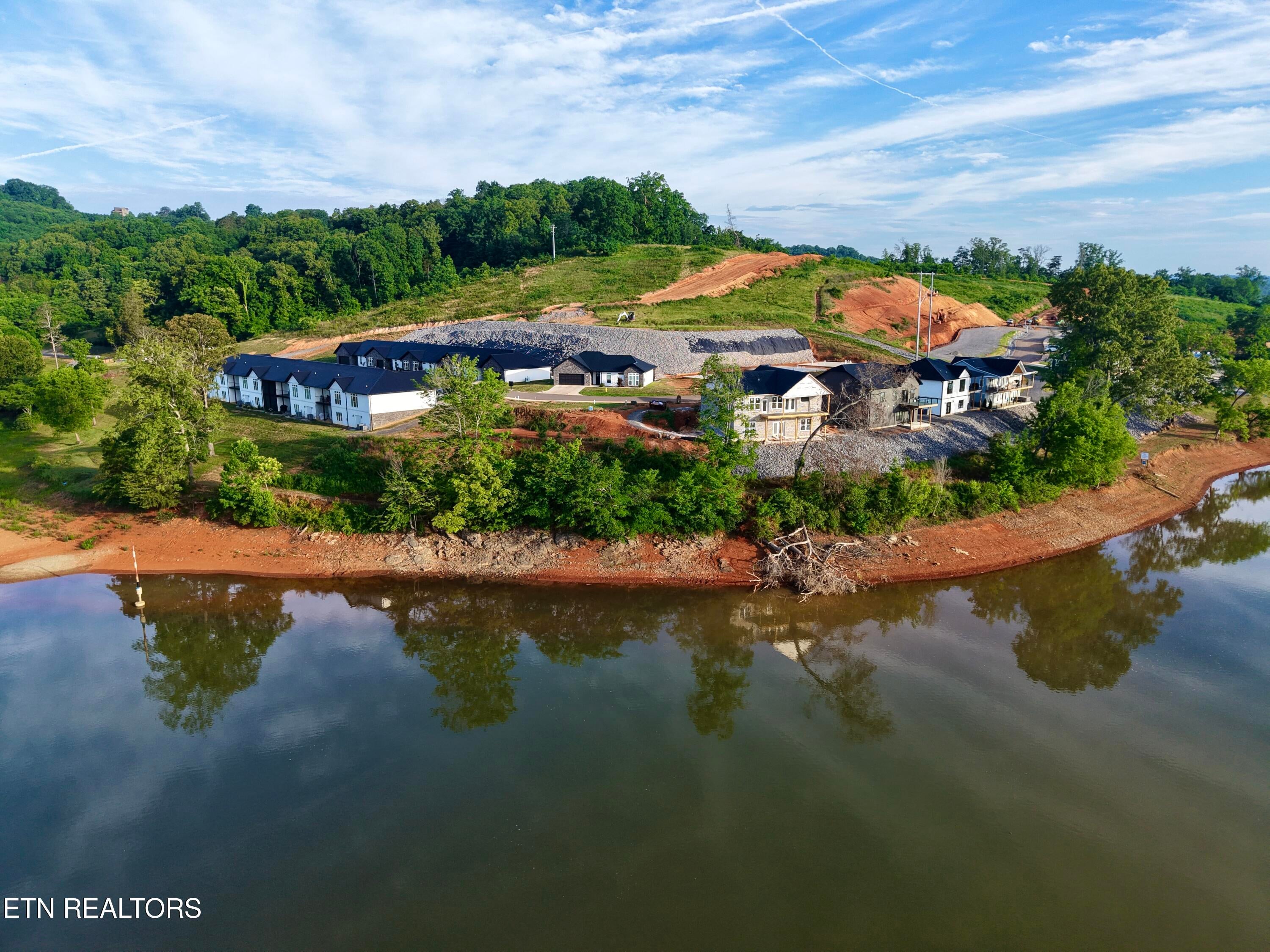 171 Lakeshore Bay Drive