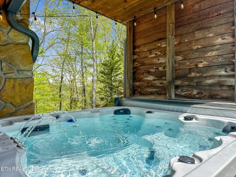 Tiny photo for 720 Timberlake Drive, Pigeon Forge, TN 37862 (MLS # 1335629)