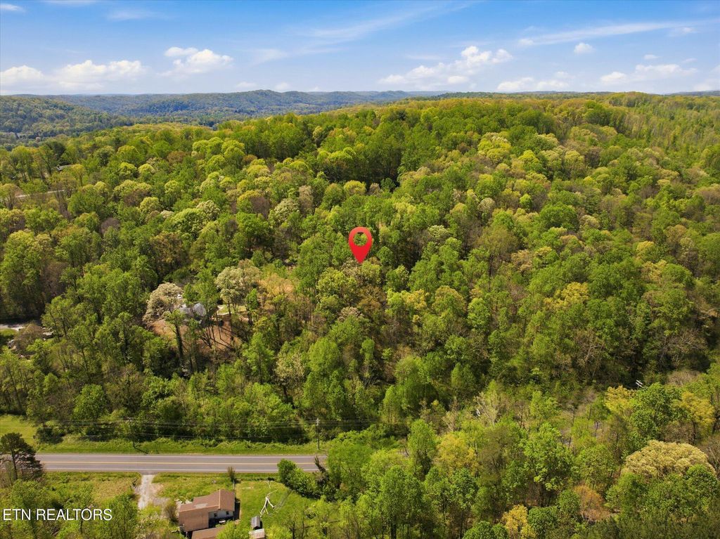 Photo of 617 Skyline Drive, Clinton, TN 37716 (MLS # 1337249)