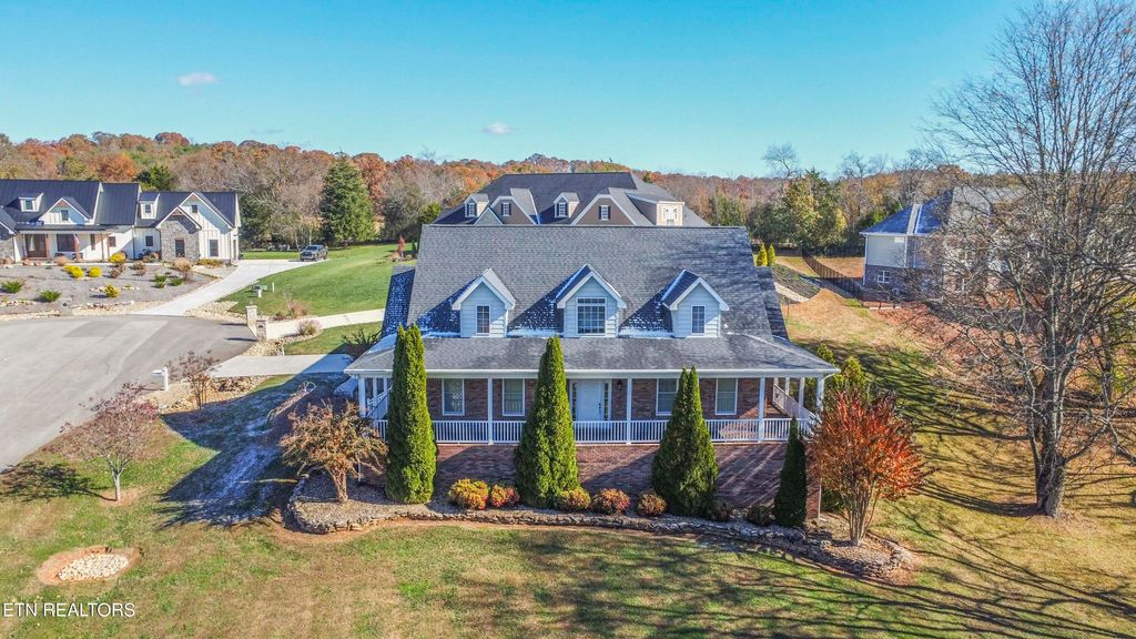 Photo of 102 Tanasee Court, Maryville, TN 37801 (MLS # 1321869)