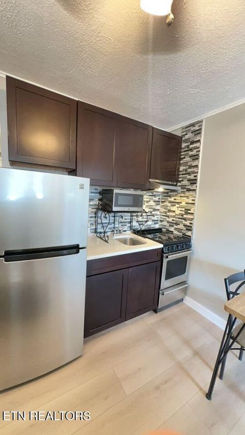 Tiny photo for 1700 Clinch Ave #611, Knoxville, TN 37916 (MLS # 1326203)