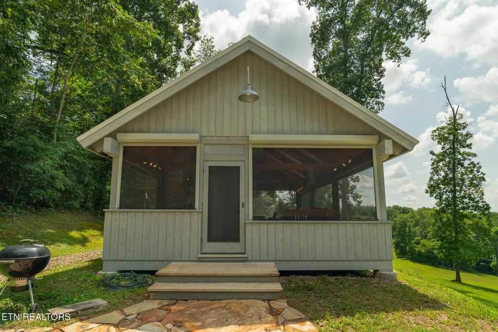 Photo of 9050 Freeland Rd, Corryton, TN 37721 (MLS # 1310026)