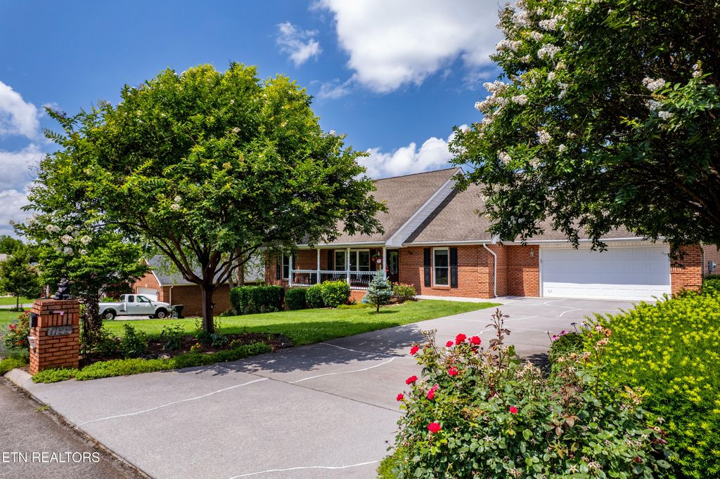 Photo of 1122 Eloise West Rd, Greenback, TN 37742 (MLS # 1305643)