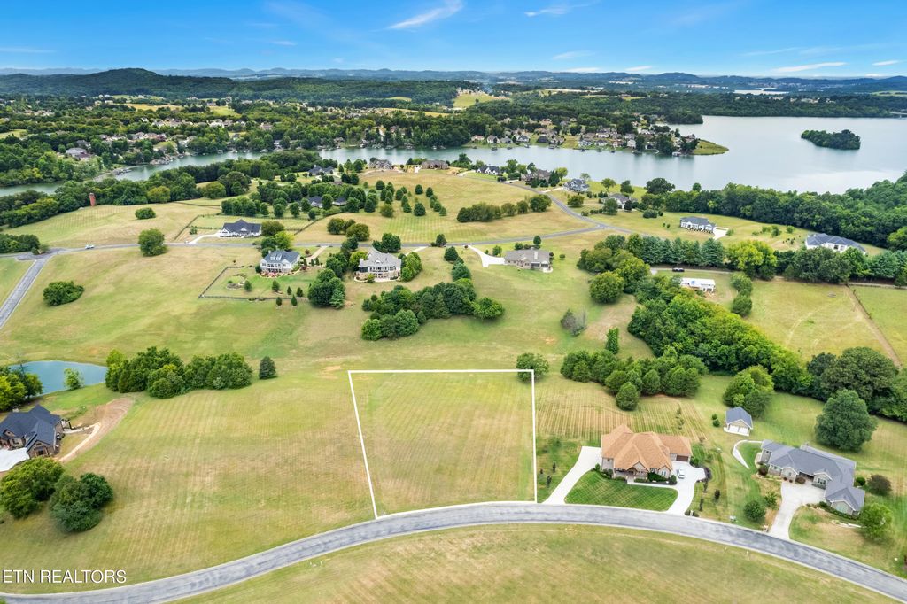 Photo of 36 Thunder Ridge Drive, Vonore, TN 37885 (MLS # 1271538)