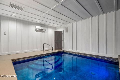 Tiny photo for 814 Davenport Rd, Gatlinburg, TN 37738 (MLS # 1327355)