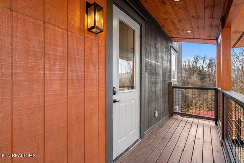 Tiny photo for 814 Davenport Rd, Gatlinburg, TN 37738 (MLS # 1327355)