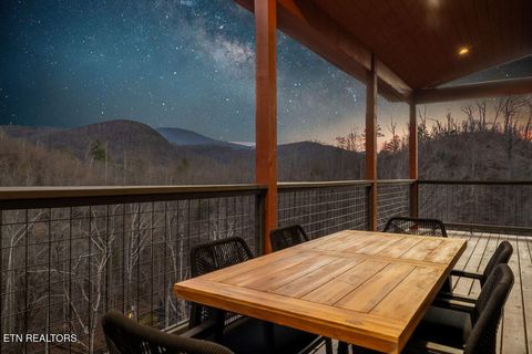Tiny photo for 814 Davenport Rd, Gatlinburg, TN 37738 (MLS # 1327355)